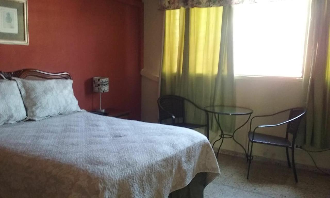 Hotel Casa San Benito San Salvador Zewnętrze zdjęcie